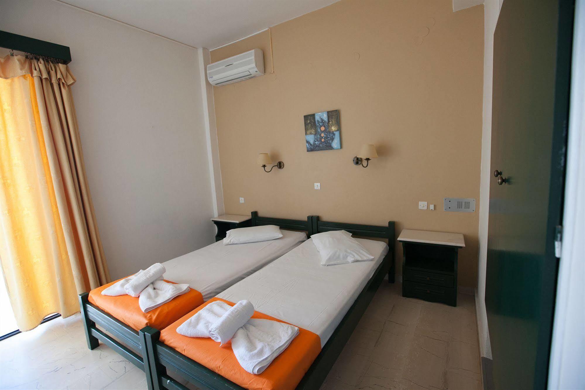 Memories Apartments Stalida Exterior foto