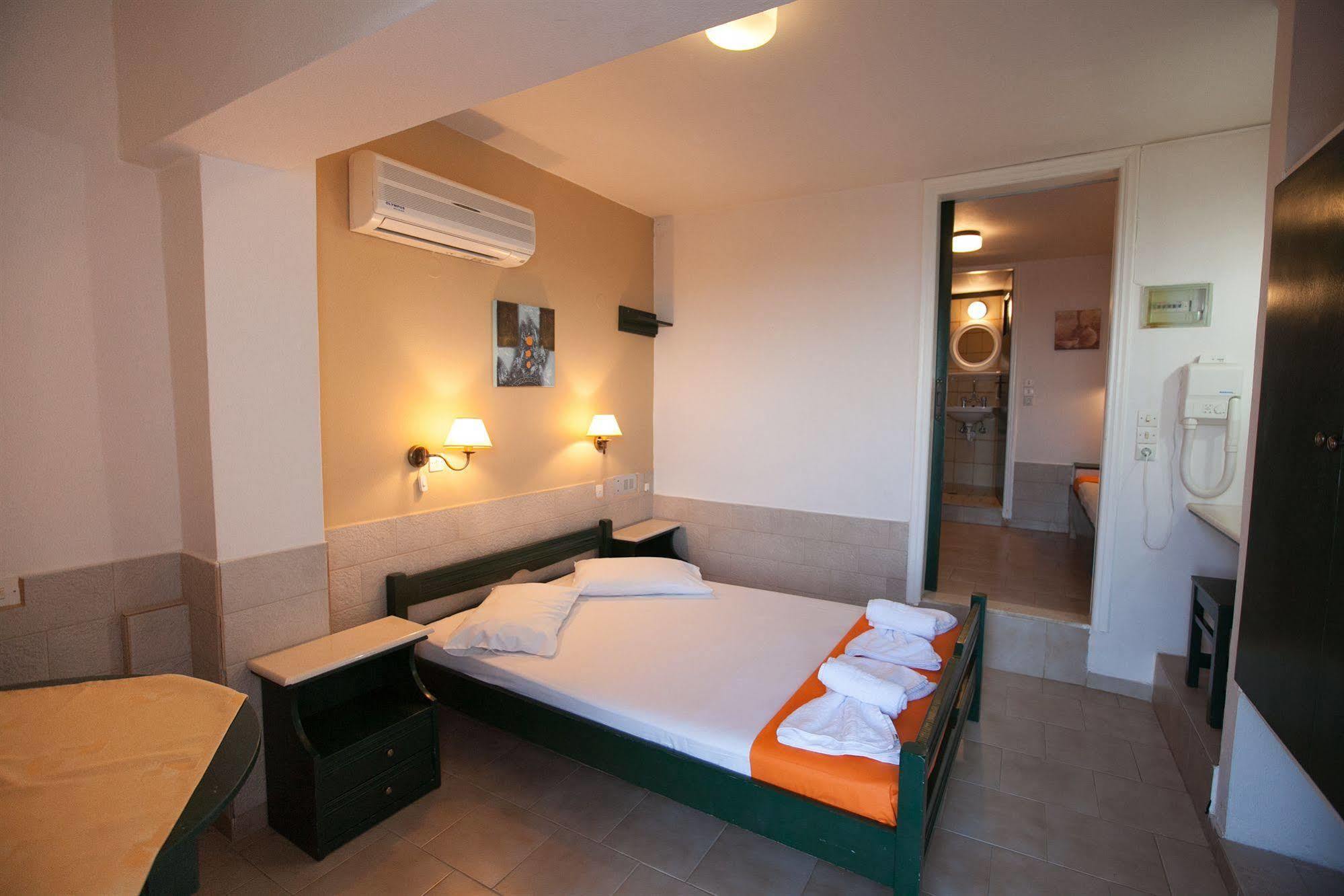 Memories Apartments Stalida Exterior foto
